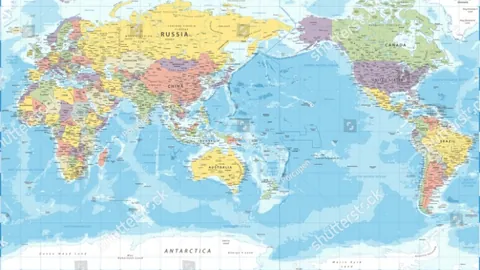 弗里克强调：与球员沟通防守问题，开局虽丢两球但我们未轻言放弃