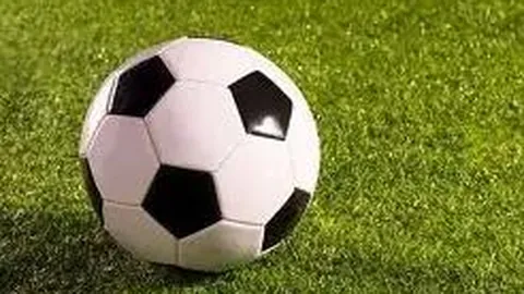 杜兰特透露：整季拇指不适，却无损其表现